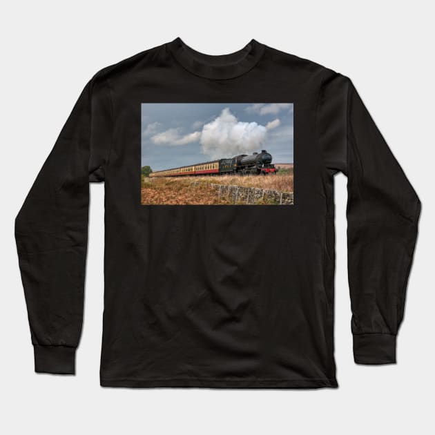 LNER Thompson Class B1 Steam Locomotive Long Sleeve T-Shirt by SteveHClark